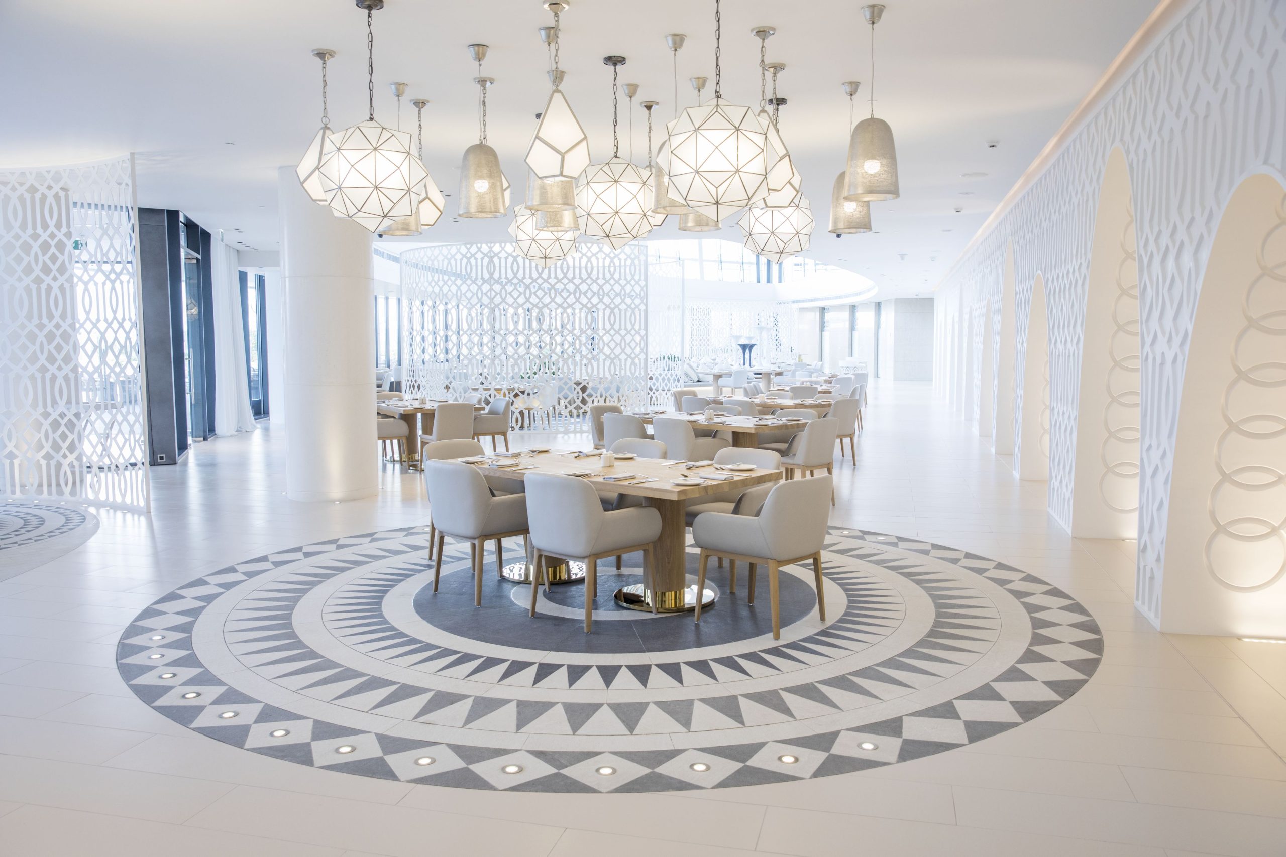 AUHSA.Restaurante Blanco