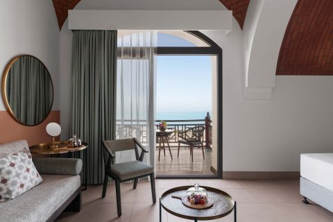 Book a tranquil getaway at Cove Rotana Resort this season