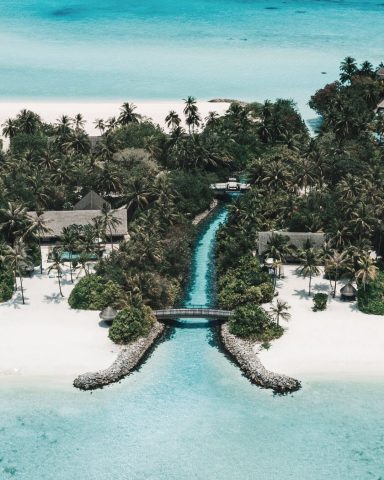 Top 10 luxury resorts in Maldives