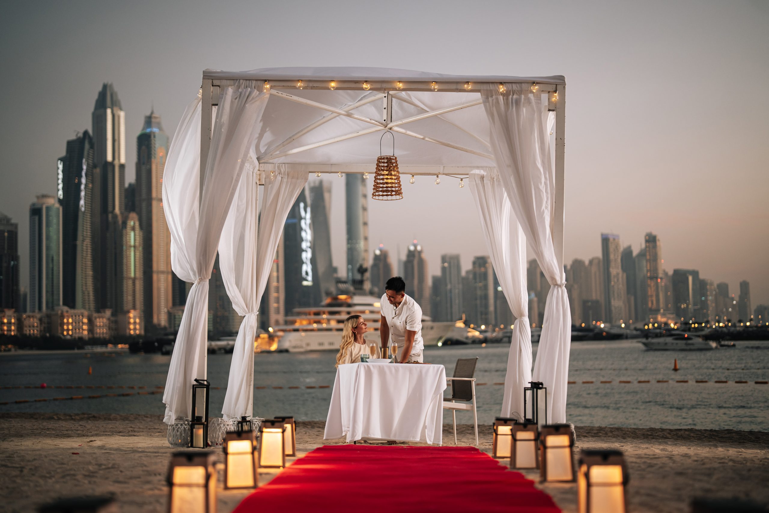 Zing Romantic Dinner by the beach Hilton Dubai Palm Jumeirah restaurants