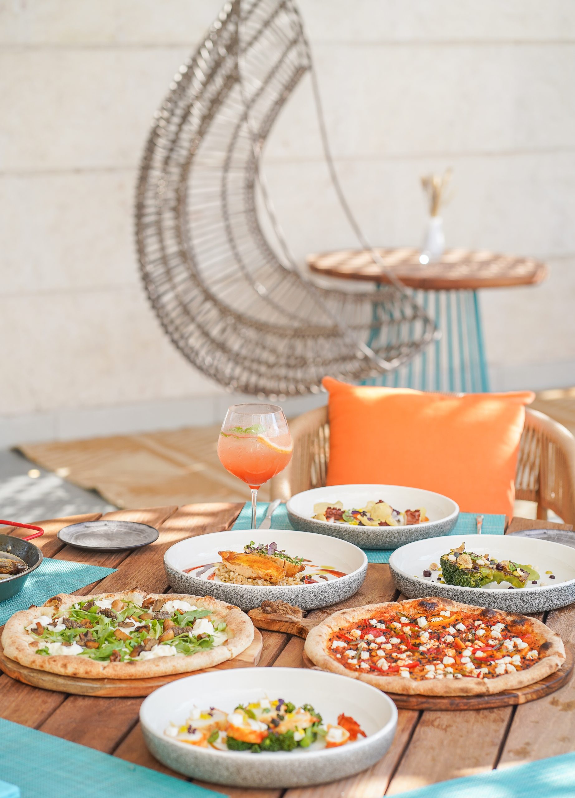Al Fresco Dining at Azure Al Fresco Dining at Azure