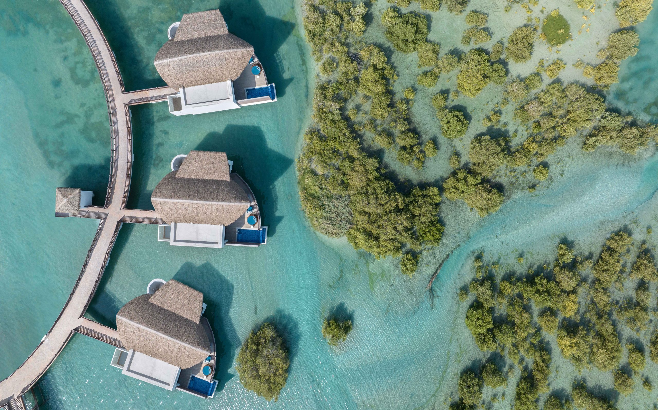 Anantara_Mina_Al_Arab_Ras_Al_Khaimah_Resort_Aerial_Overwater_Villas