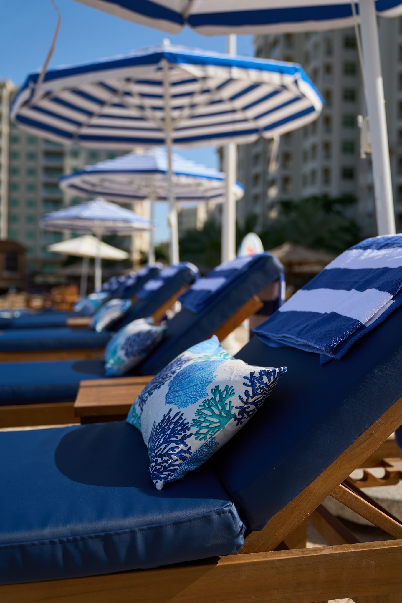 Aprons & Hammers Beach House Review