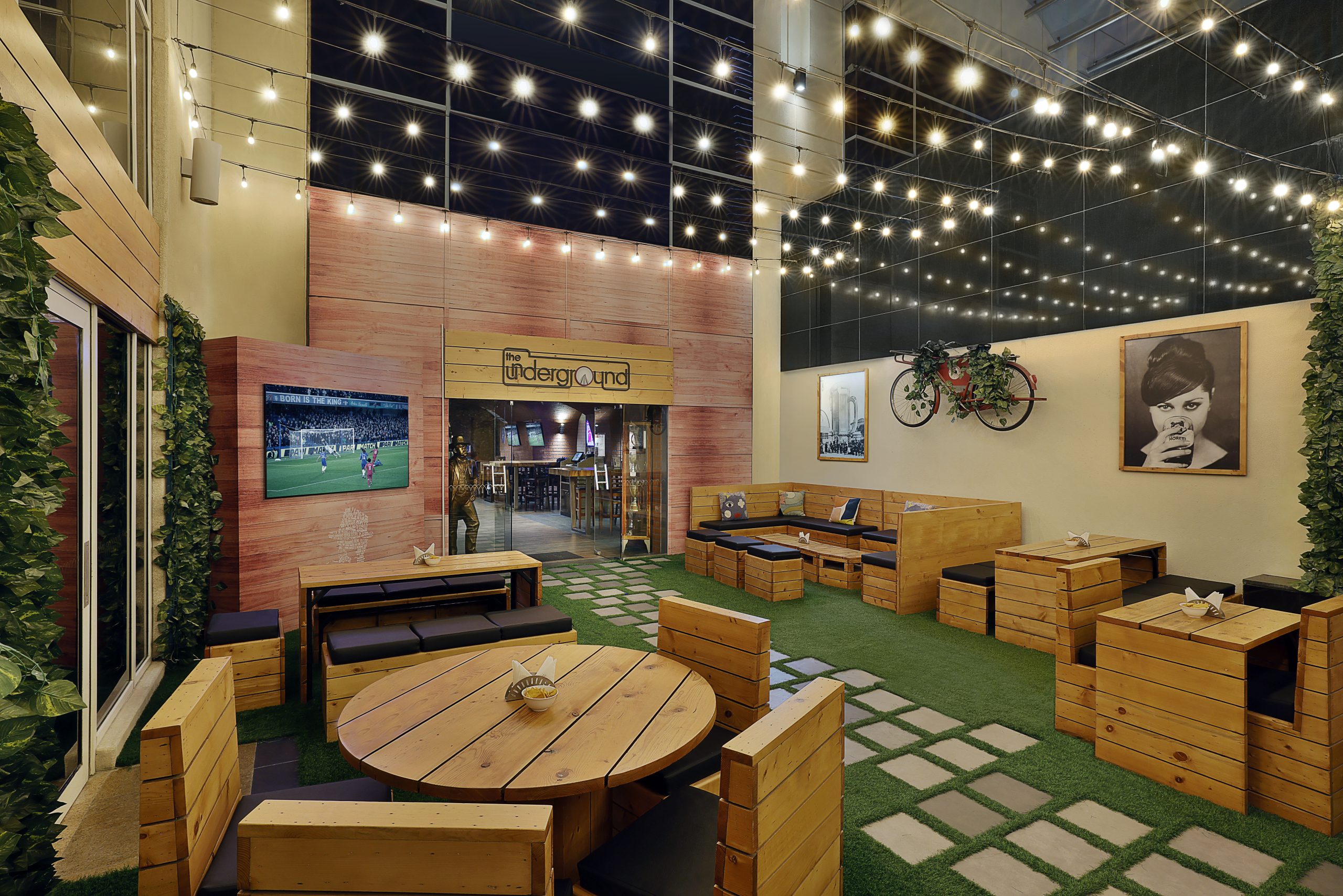Watch European Football Fest 2024 at The Underground Pub Premier League in Dubai
