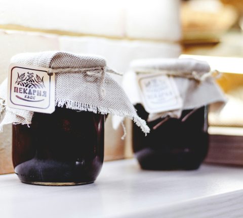 What’s the difference between jam and jelly?