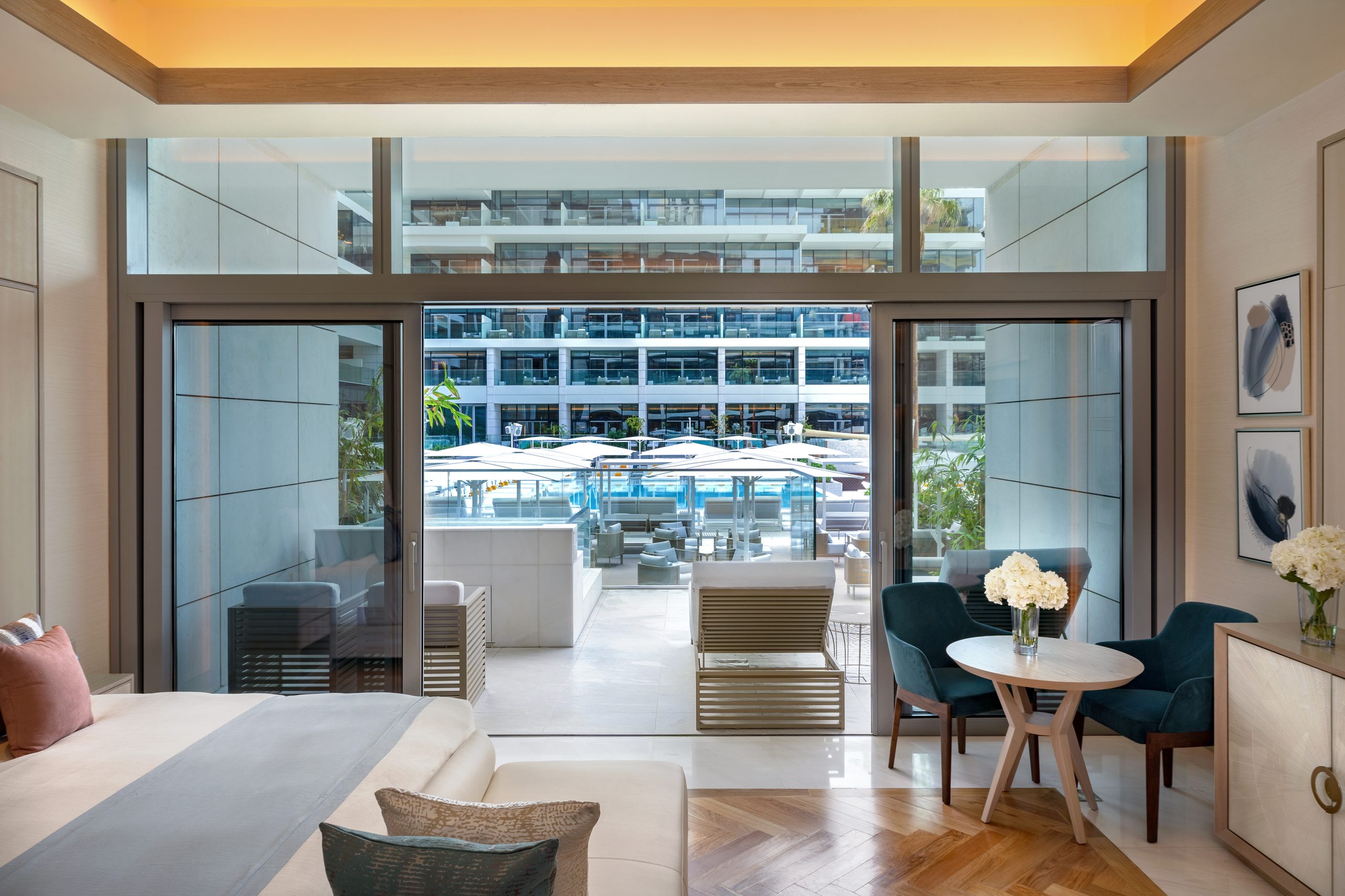 CINCO JBR LUXE