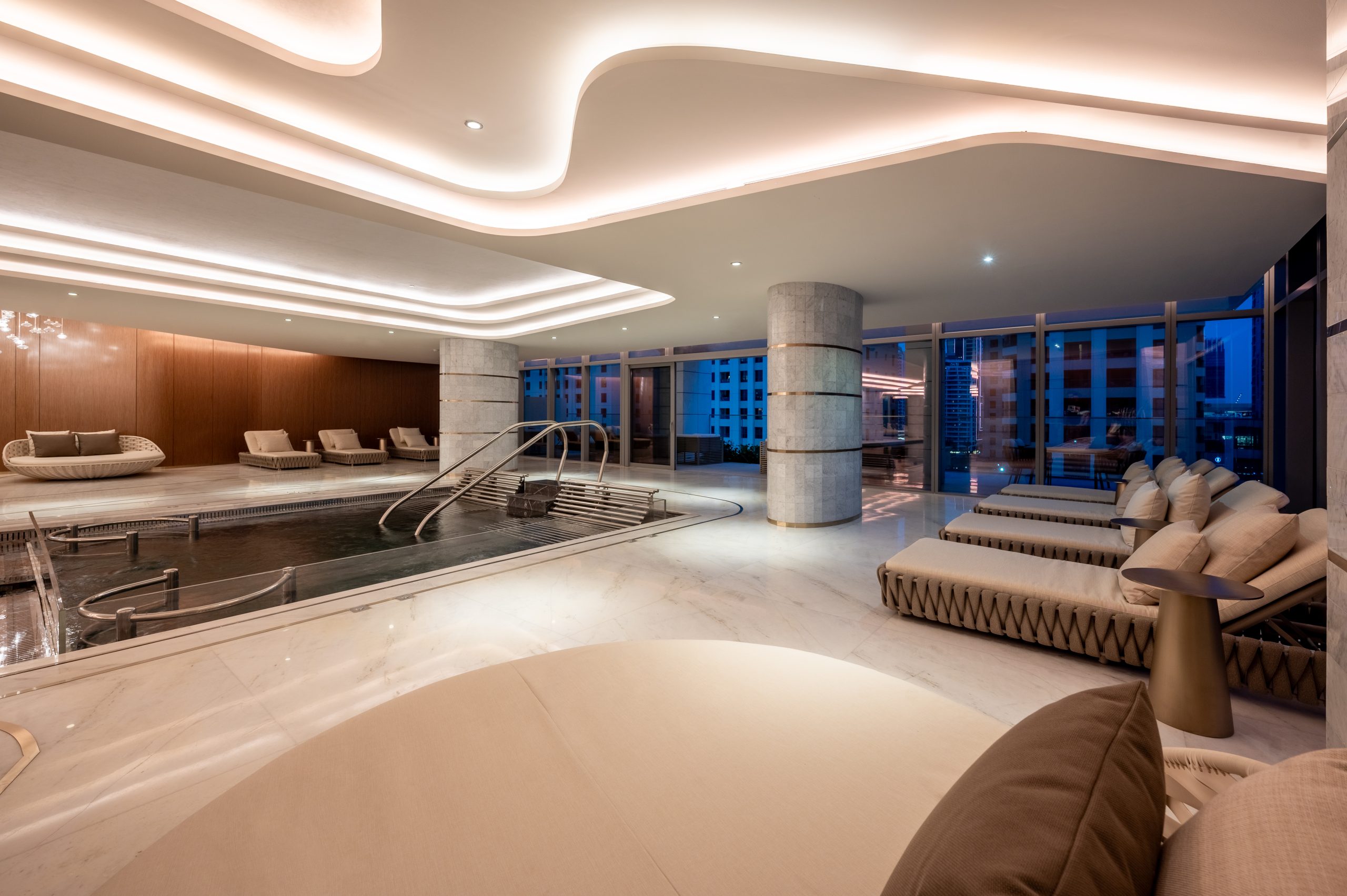 CINCO LUXE JBR