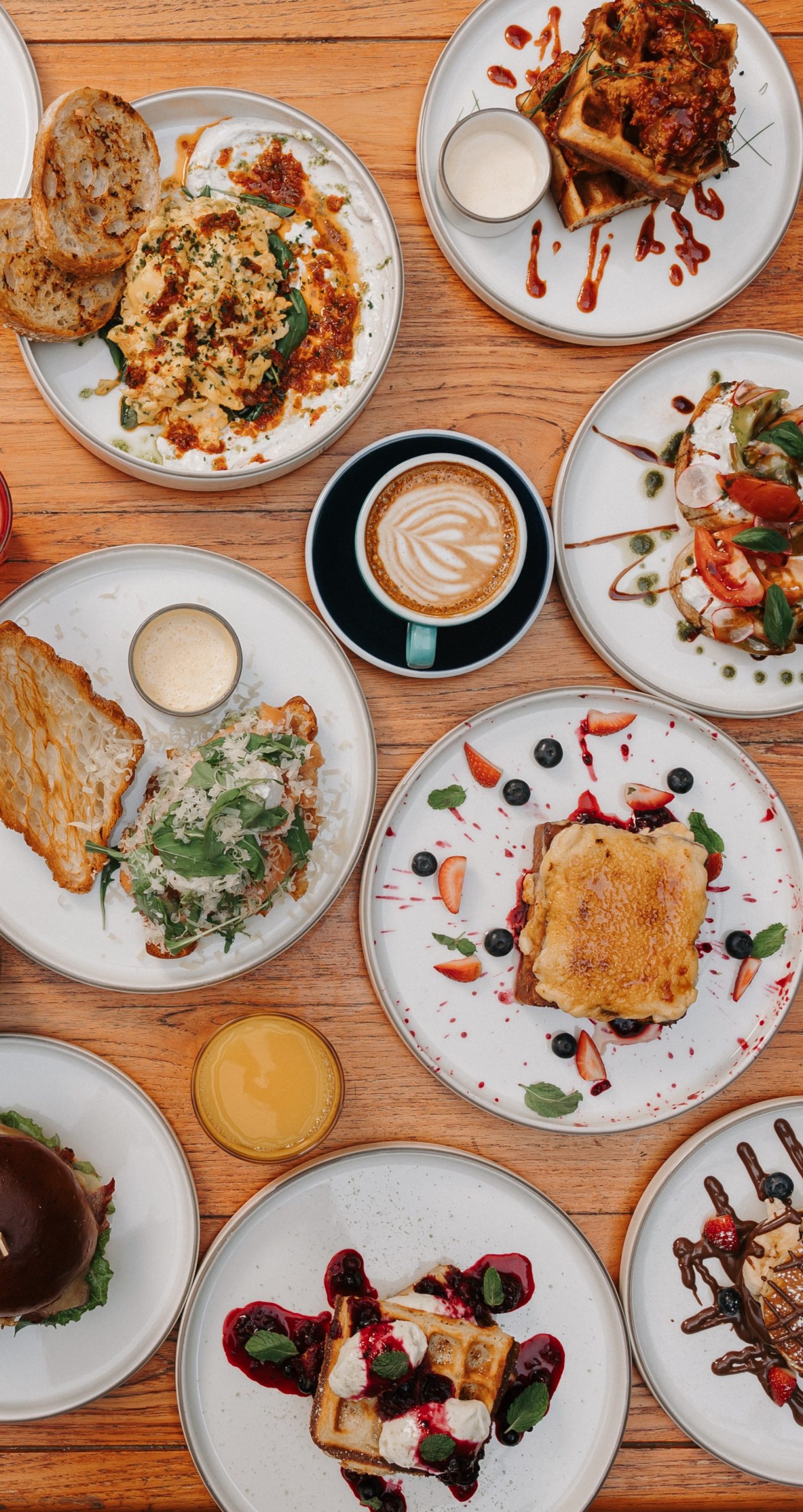 desayuno en Nomad Day Bar