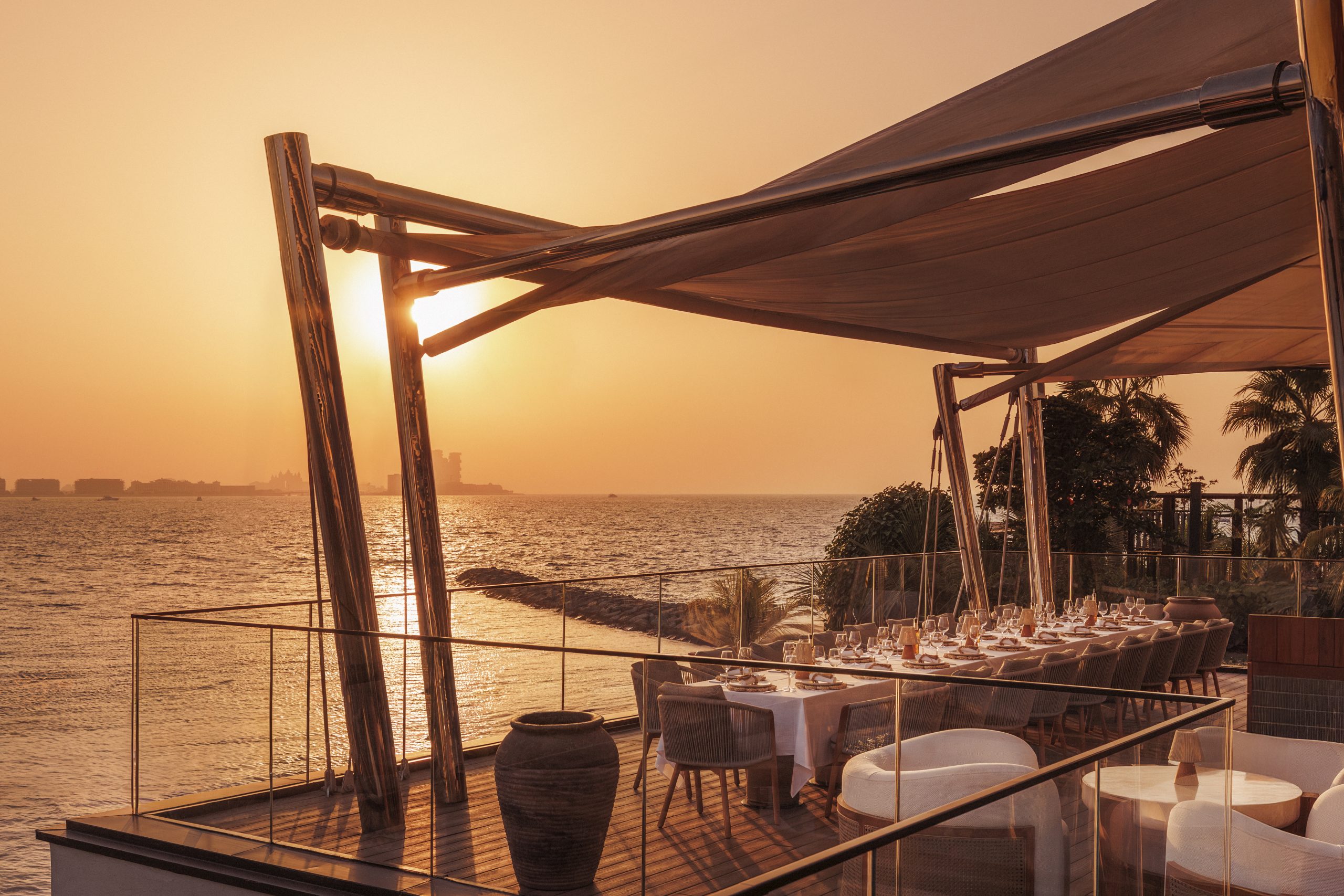 250930_JMAA_P5_Iliana_Roof_Terrace_Table_1248_MASTER_V2_CROP_Medium