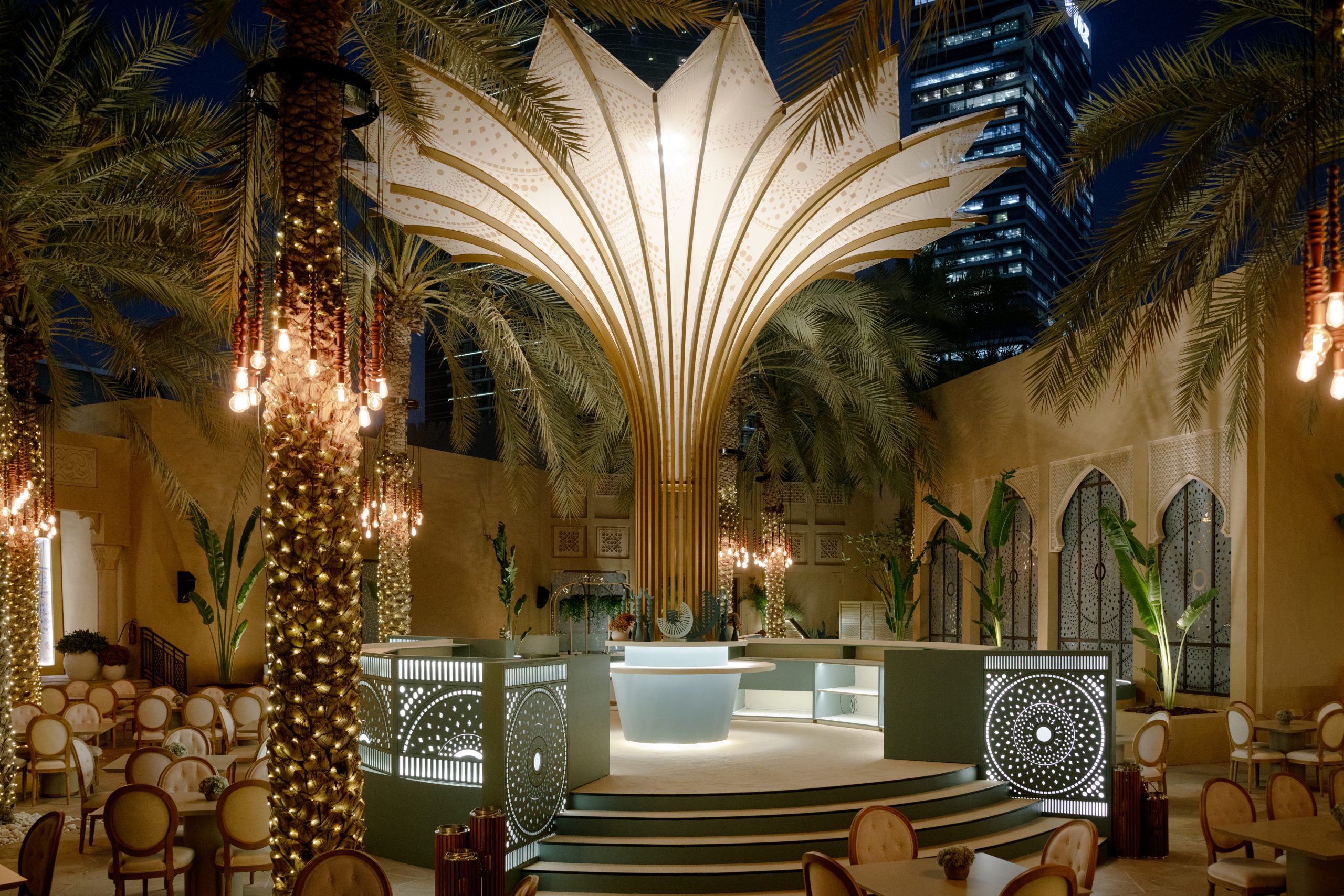 Arabian Courtyard (1)