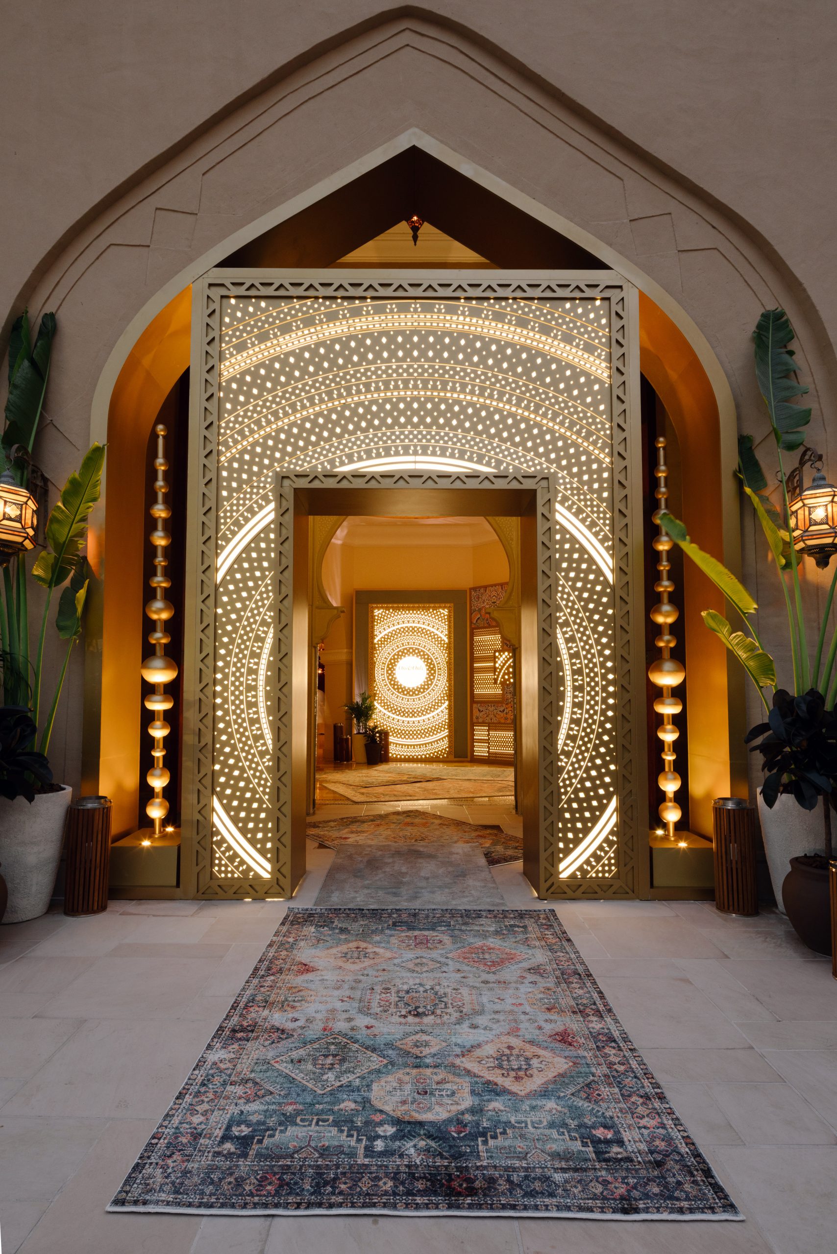 Arabian Courtyard (2)