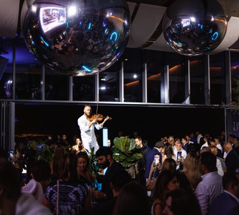 Welcome the weekend with AURA Skypool’s day to night experiences