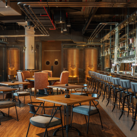 WIN A SUNDAY ROAST EXPERIENCE FOR TWO AT THE COPPERHEAD, WORTH OVER AED200