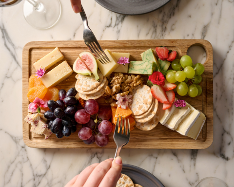 Jazz, Grape and Cheese: Fridays at Jones the Grocer, Emirates Golf Club