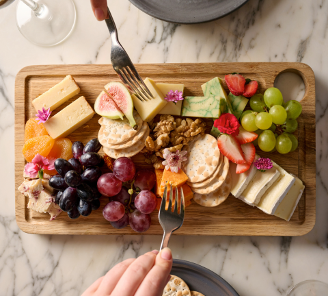 Jazz, Grape and Cheese: Fridays at Jones the Grocer, Emirates Golf Club