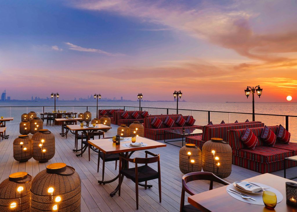 Anantara World Islands Resort