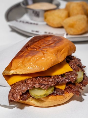 Where to get your smash burger fix in Dubai 2026